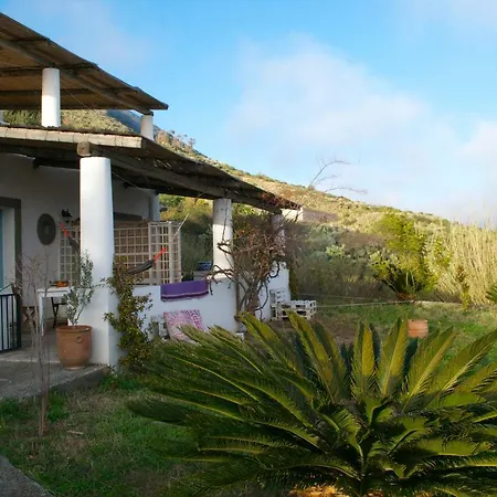 Apartment Paradiso *